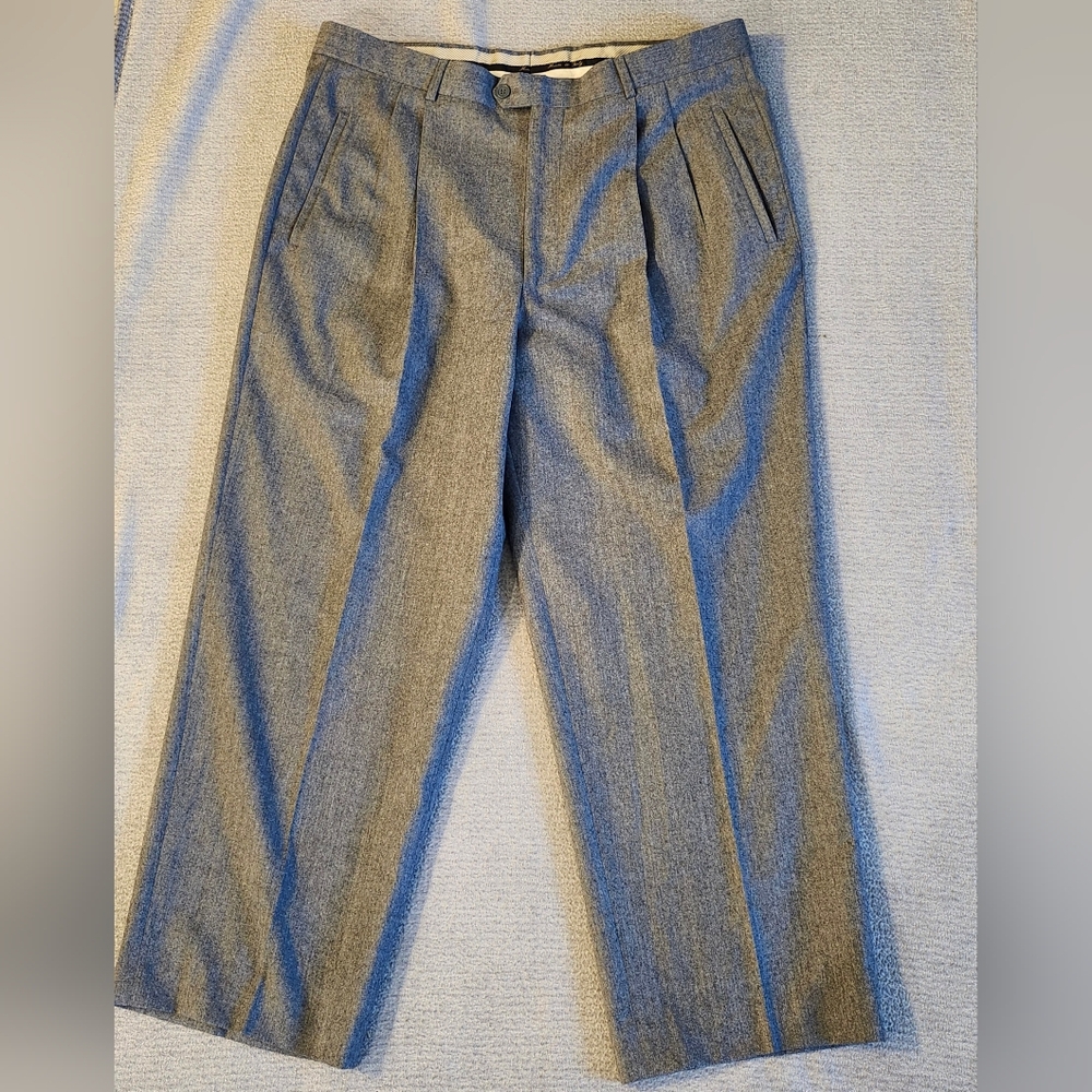 Zignone Dress Pants Mens 38x28 Gray  Wool Pleated  Made in Italy Quiet Luxury